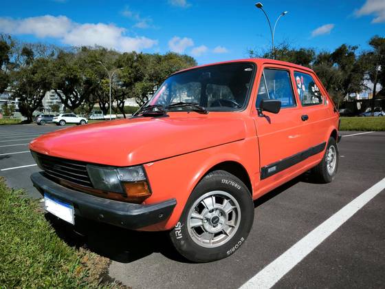 FIAT 147 1.3 GL 8V GASOLINA 2P MANUAL